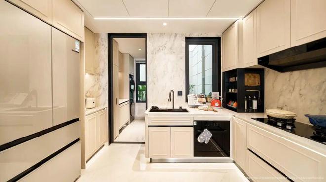 售楼处发布：诚邀莅临品鉴火热中！@南京颐和金陵印(图4)